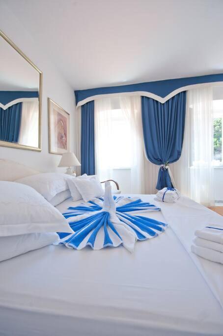 Blue Studio Apartment Next To The Beach Dubrovnik Exterior photo