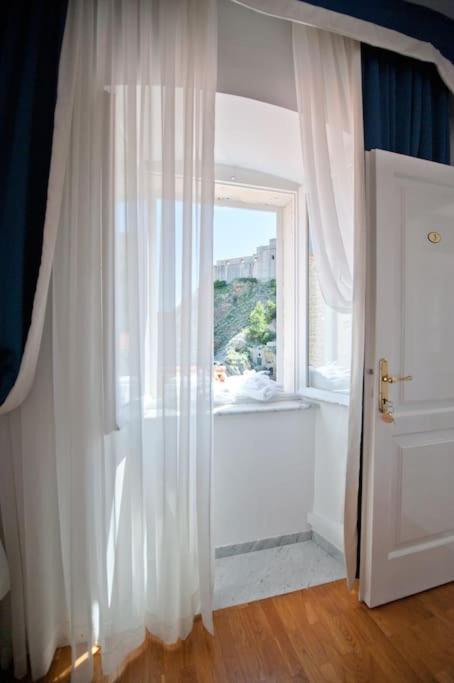 Blue Studio Apartment Next To The Beach Dubrovnik Exterior photo